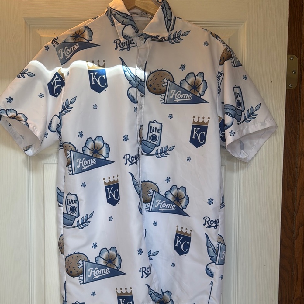 KC Royals All Over Print Button Up Shirt White Blue Baseball Season Size M